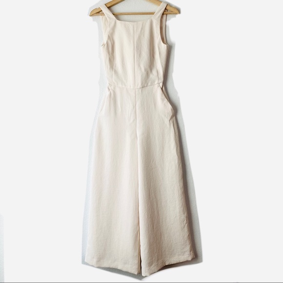 Aritzia Encoulement Wide Leg Crop Jumpsuit w/ Cut Outs - Picture 6 of 16